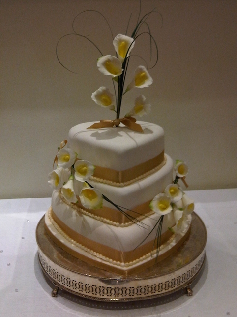 Elite Cake Designs Ltd Wedding Cakes in Solihull ...