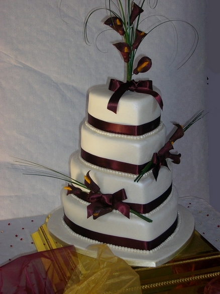 Elite Cake Designs Ltd Wedding Cakes in Solihull ...